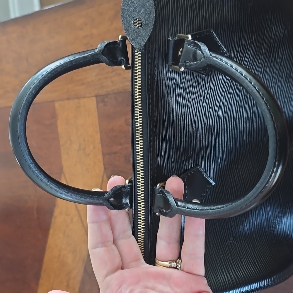 Louis Vuitton Epi Speedy 30 - Picture 9 of 14